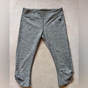 The North Face Ruched Capri Cropped Leggings Gray Women’s Large